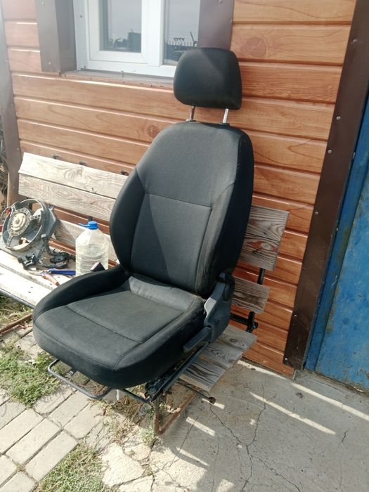 Сидение водителя