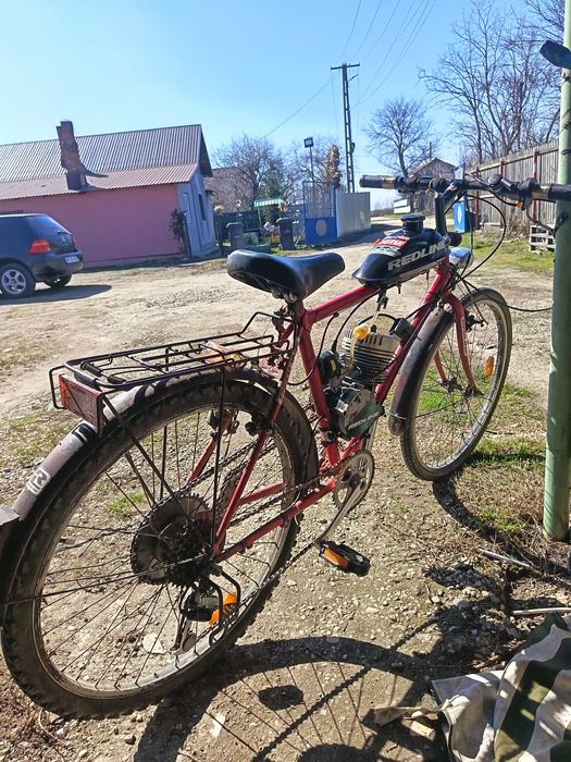 Vând bicicleta cu motor 80cc