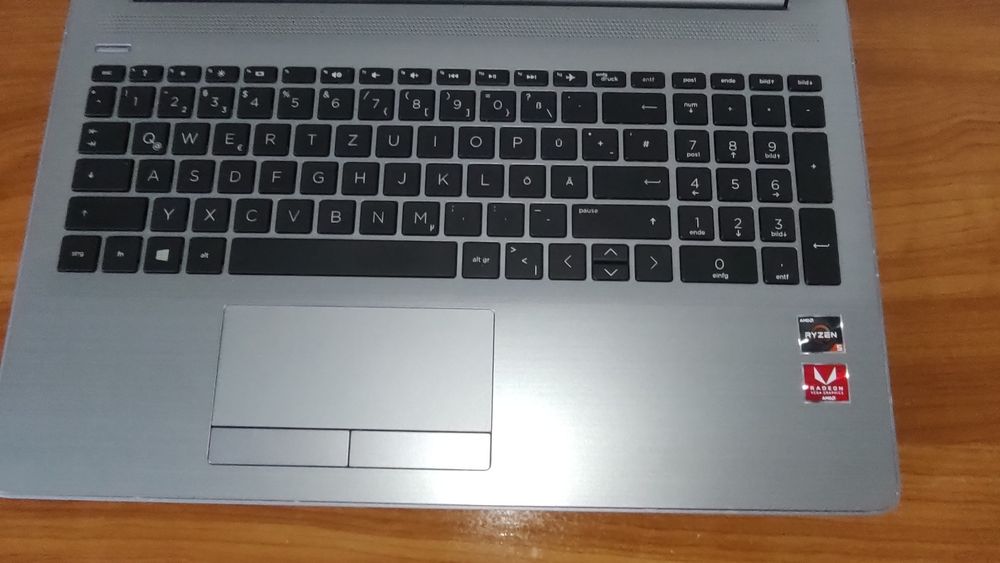Laptop HG 255 G7 Ryzen 5 with Radeon Vega 8 stare impecabila