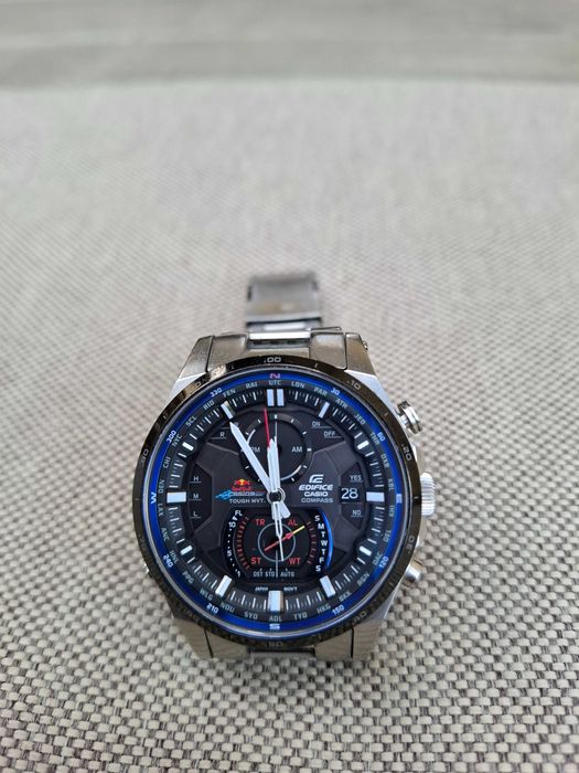 Ceas CASIO Edifice EQW-A1200RB-1AER - Red Bull Racing Limited Edition