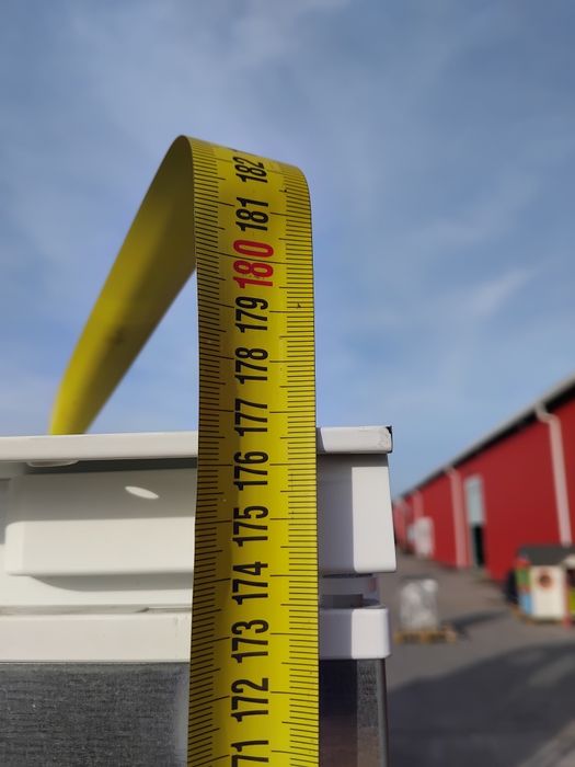 Хладилник за вграждане Bosch