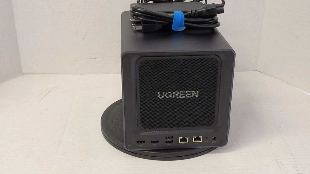 NAS UGreen DXP4800
