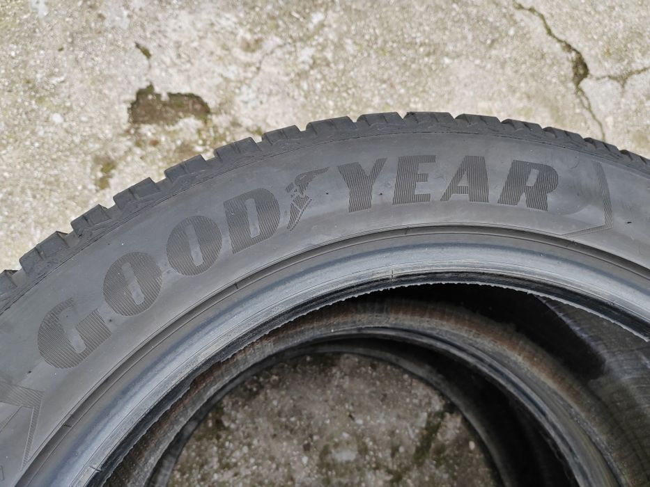 285/45/20 2бр.Good Year Зимни гуми