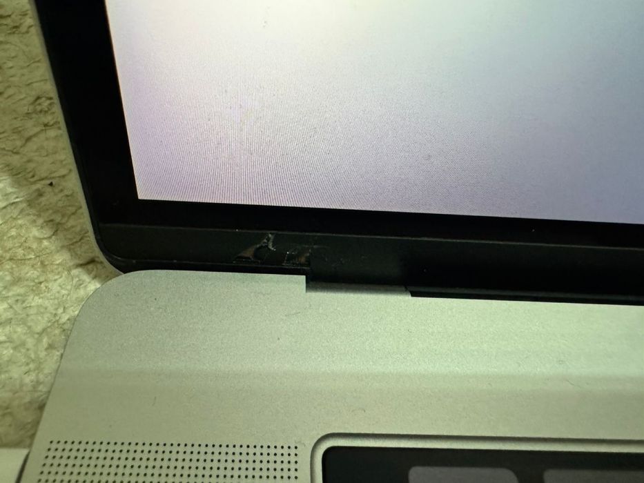 Продам macbook pro 15, 2016