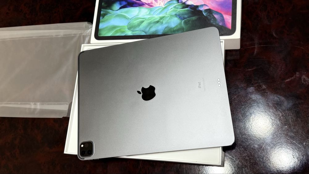 Ipad pro 12.9 4 pokoleniya 2020 Yil Karopka Dakument Idial