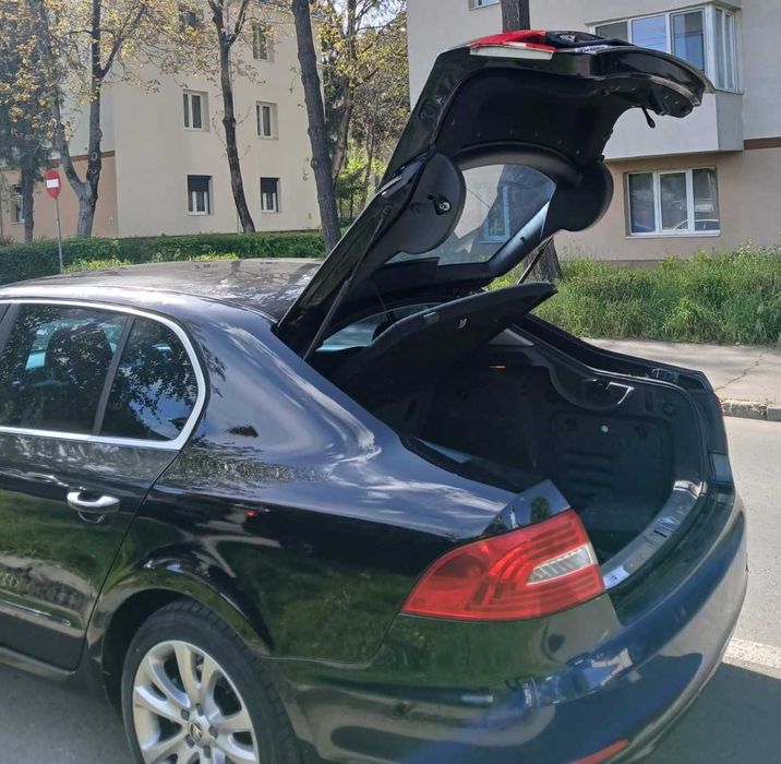 SKODA Superb 2014 — imagine 5
