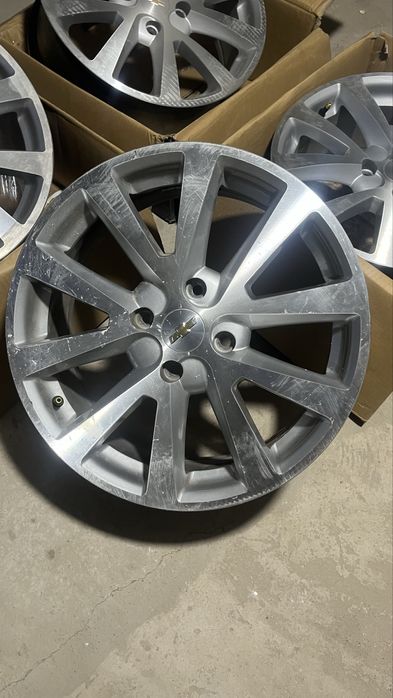 Malibu 1 diska r17