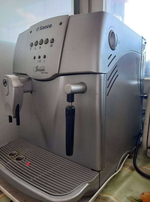 Кафе автомат Saeco