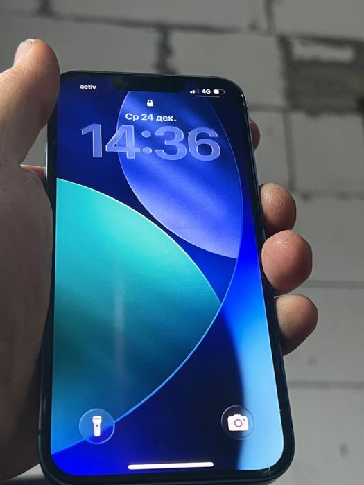 iPhone 13 сост хороший