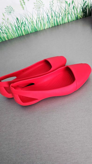 Balrinu Crocs 36-37/w6 roșii
