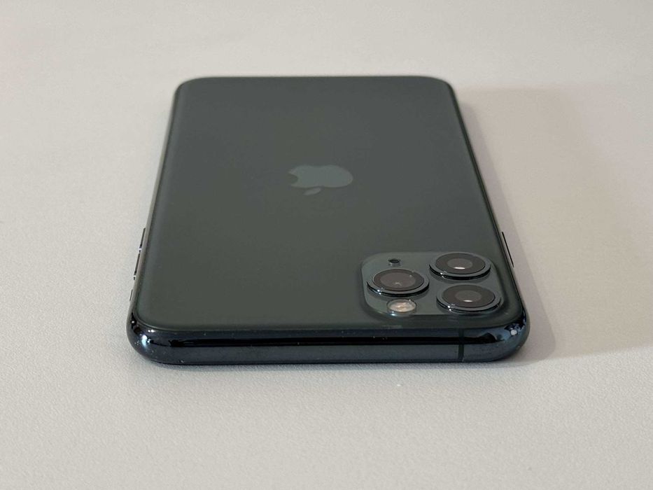 Бартер! Отличен! iPhone 11 Pro Max Midnight Green (Зелен)