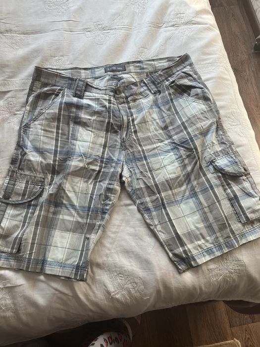 Отдам даром мужские шорты в хорошем состоянии