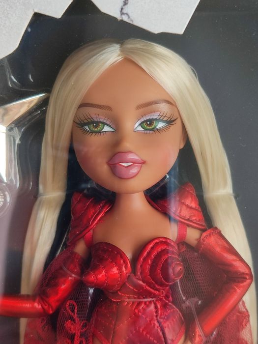 Кукла Братц Bratz Lola Indigo