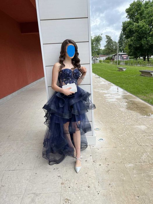 Абитуриентски бални рокли