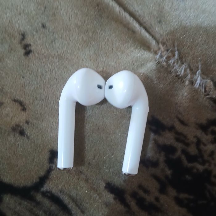 Наушники айрподс