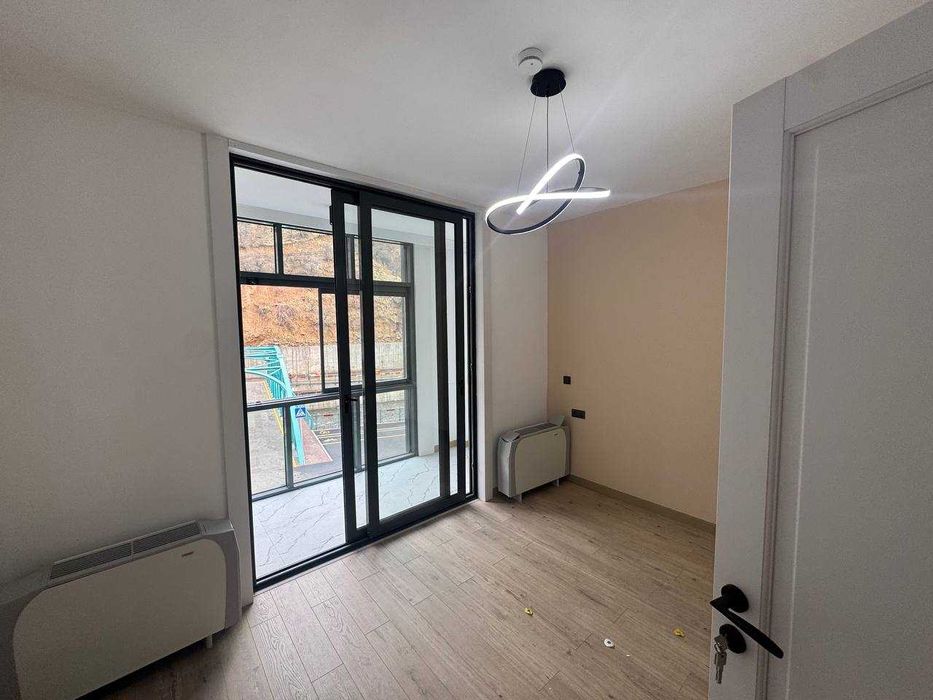 Срочно! Квартира с лучшим панорамным видом на реку UGAM и горы