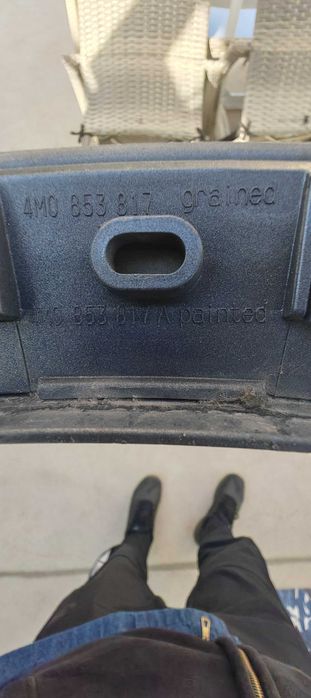 Комплект оригинални вежди за Ауди Q7 4М.