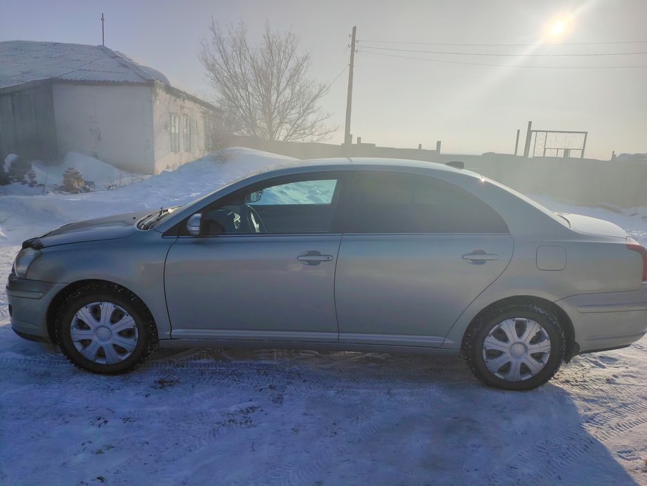 Тойота Авенсис 2007