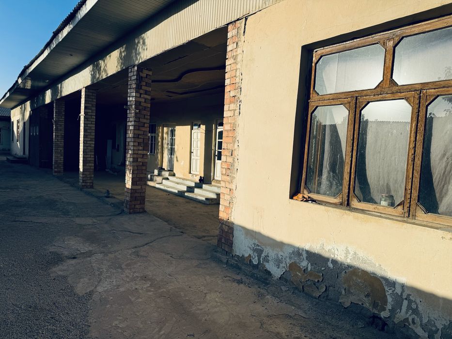 Uchastka 12 sotih sotihi 20 ming $