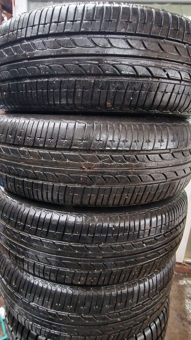175 60 15 Bridgestone 4 anvelope vara ca noi