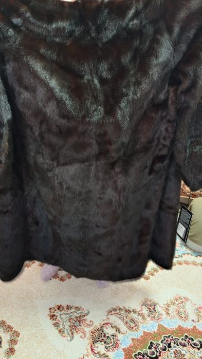 Продам норковую шубу