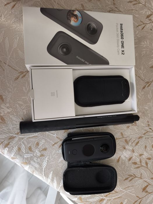 Продавам екшън камера insta One 360 X2.