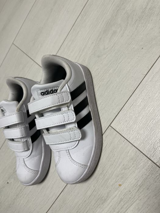 Adidasi copii Adidas