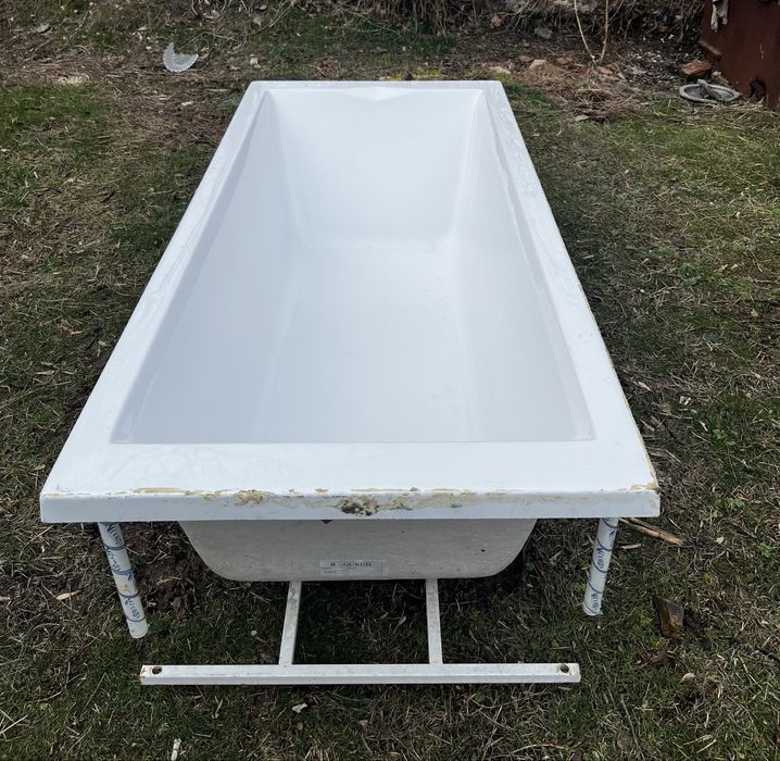 Акрил ванна сатылады.