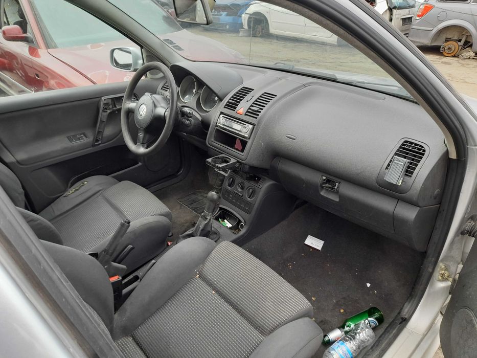На части! VW Polo 1.4
