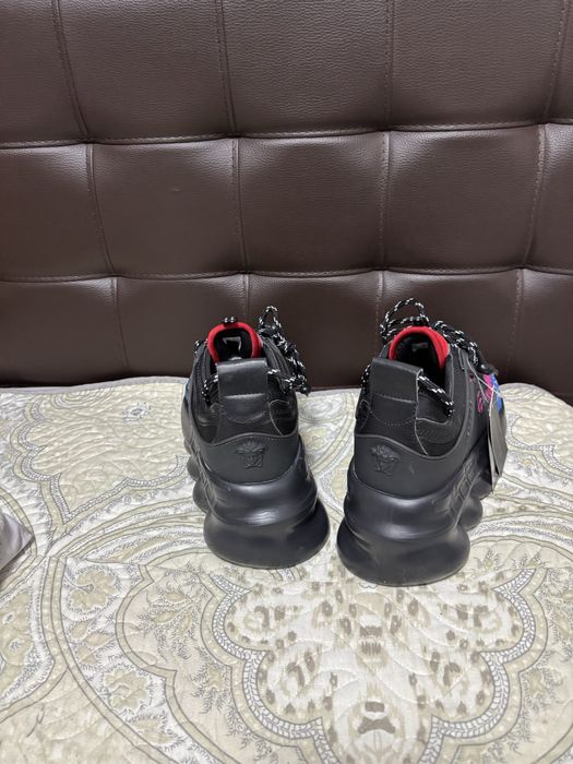 Versace chain rection