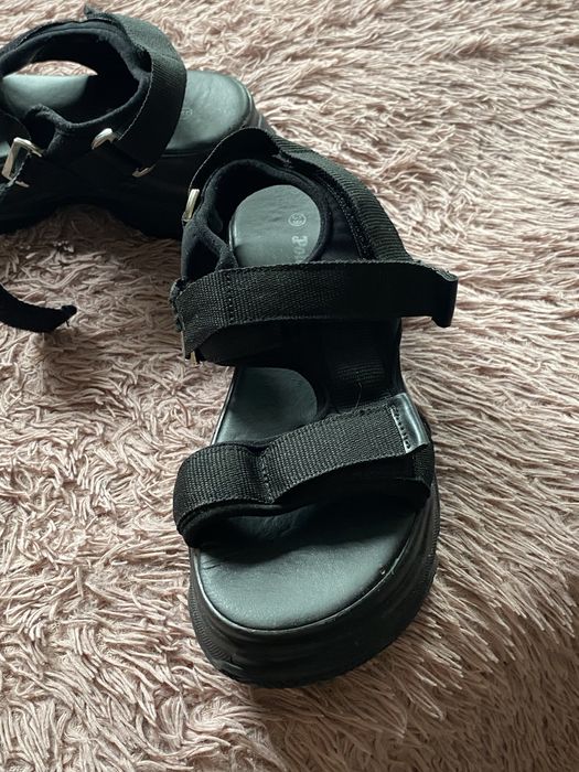 Сандали женские