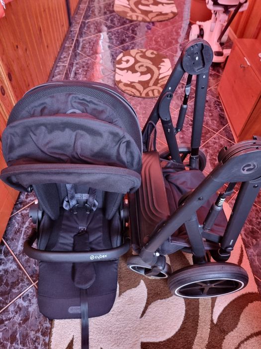 Vând cărucior cybex balios,stare exceptionala