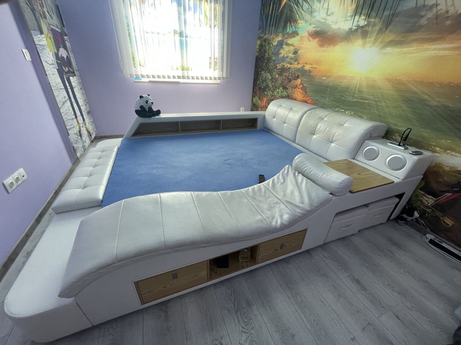 Спалня с масажор и USB
