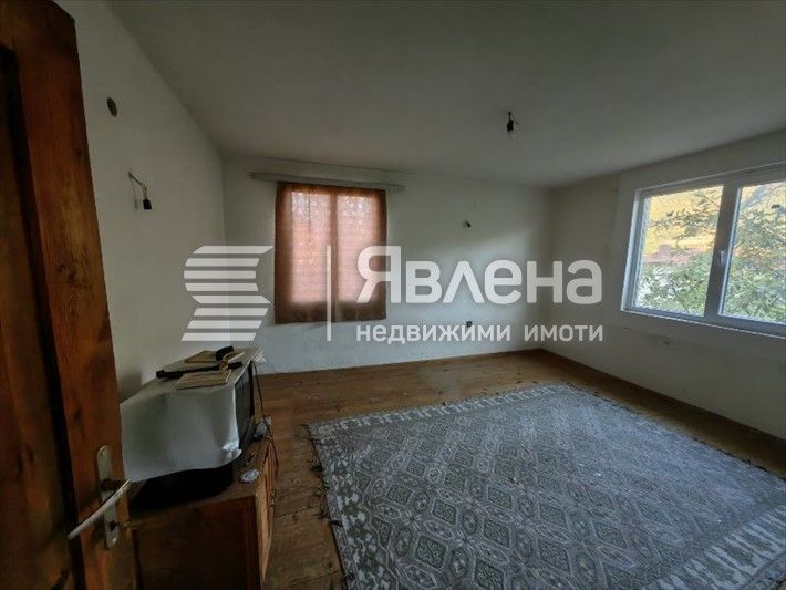 Продава се Къща в с. Крупник, Област Благоевград - 162 кв.м за 494 €/кв.м - Снимка #6
