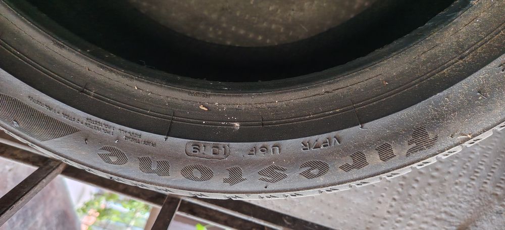 cauciucuri SH in stare foarte bună