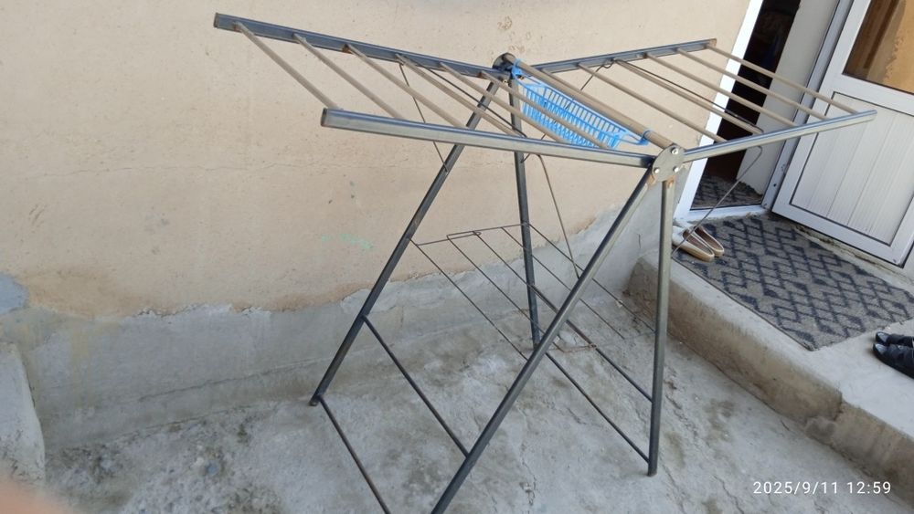 Сушилка сотилади холати зур. 100000сум  оладиганлар телефон килинглар.