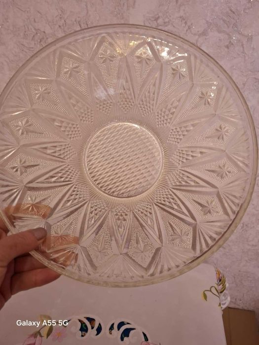 Красива кристална Фруктиера