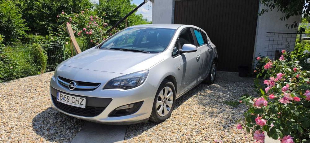 Opel Astra 5DR 1.6 TWINPORT ECOTEC Active