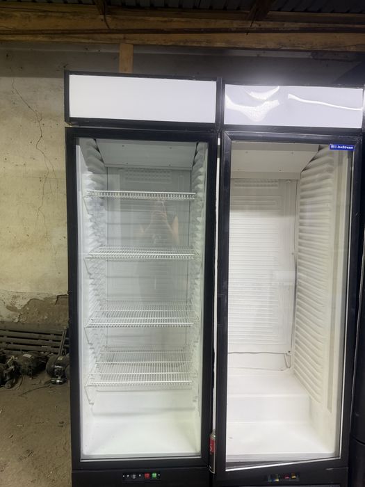 Продам витрины в холодильнике