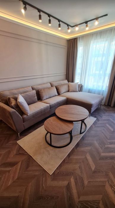 Дава се под наем Двустаен апартамент в Пловдив, Остромила - 65 кв.м за 459 € - Снимка #1