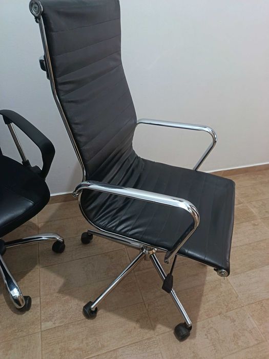 Офис столове 2бр.