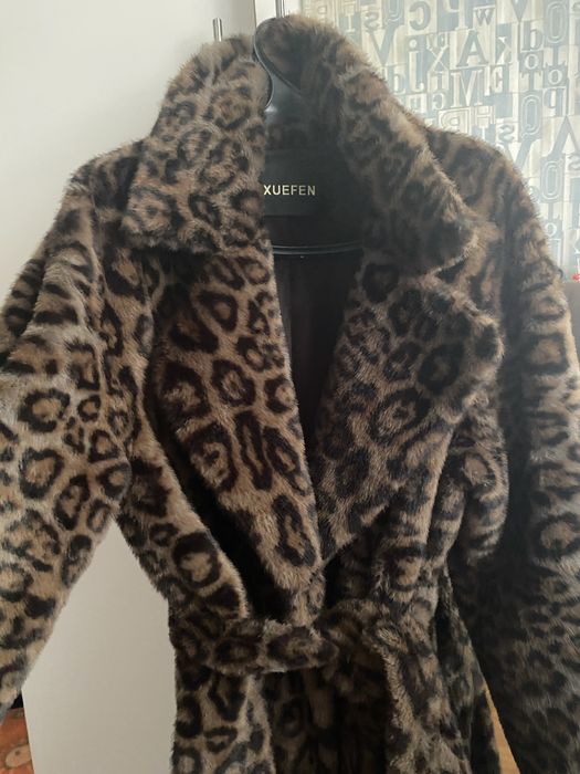 Пальто леопардовое