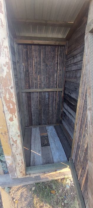 Туалет деревянный