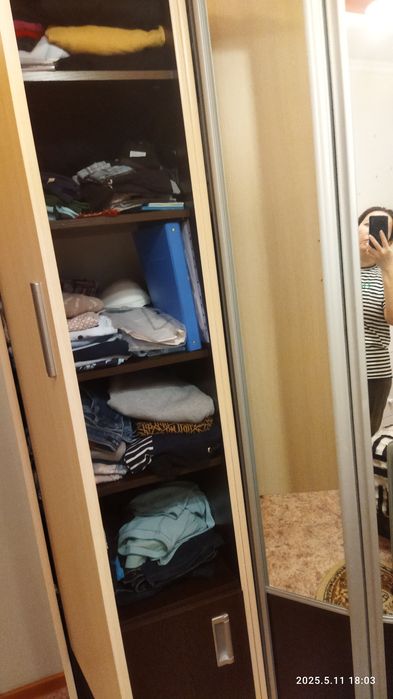 Спальный гарнитур