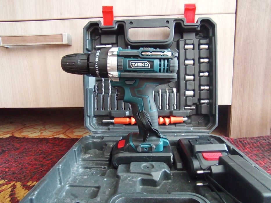 Шуруповёрт Tasko