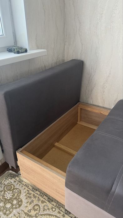 Диван продам срочно