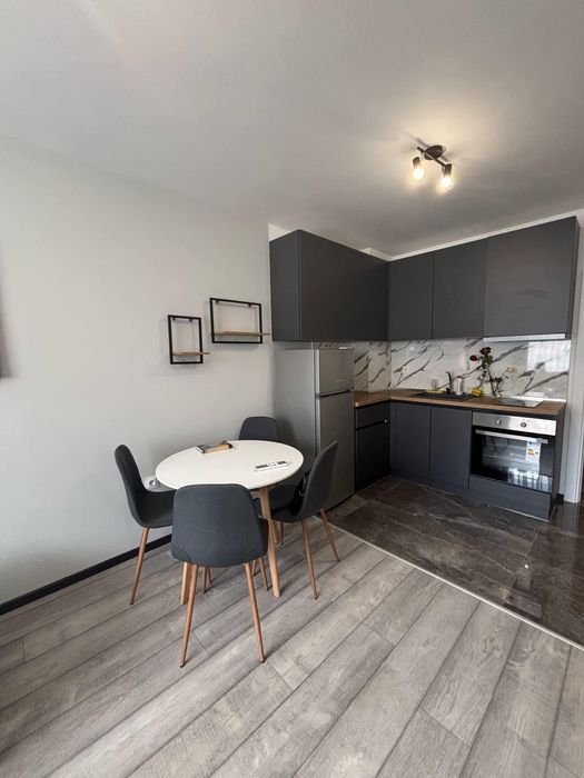 Дава се под наем Двустаен апартамент в София, Малинова долина - 65 кв.м за 700 € - Снимка #2