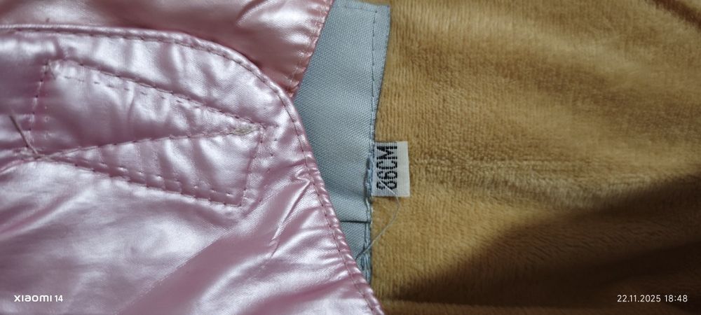 Продам комбенезоны зима на девочку