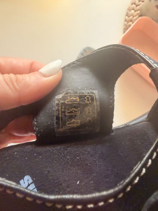 Dr. Martens Carolyne чисто нови сандали