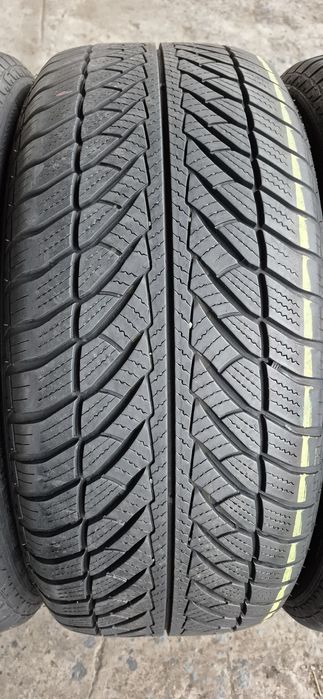 4 anvelope iarna runflat Goodyear,255/50/19.Pretul este pe bucata